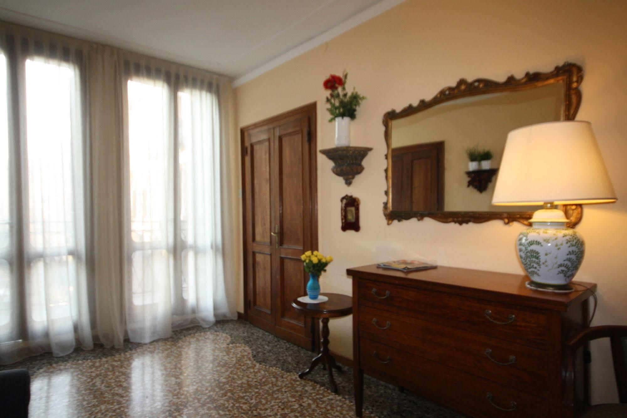 Casamisa Paste Lägenhet Venedig Exteriör bild